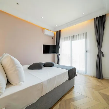Exclusive Hotel